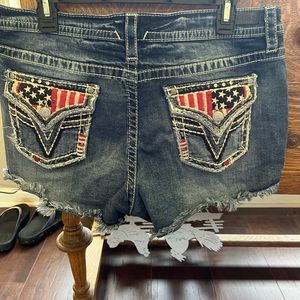 Vigoss American flag shorts